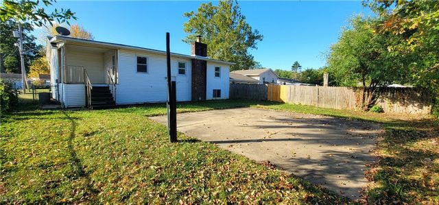 1951 E 39th Street, Lorain, OH 44055