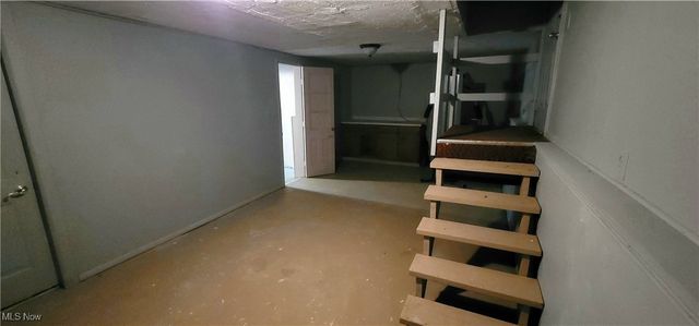 1951 E 39th Street, Lorain, OH 44055