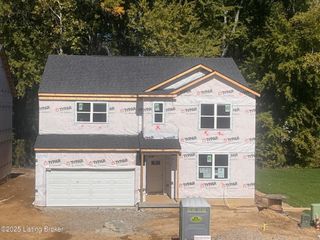 8515 Lysander Dr, Louisville, KY 40214