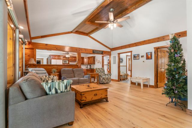 207 Holland Lane, Hot Springs, AR 71913