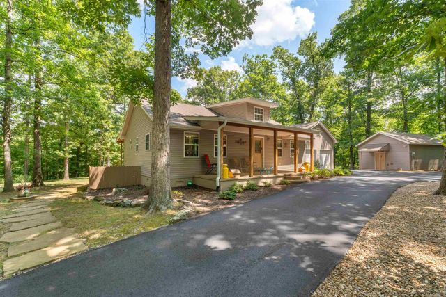 207 Holland Lane, Hot Springs, AR 71913