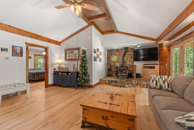 207 Holland Lane, Hot Springs, AR 71913