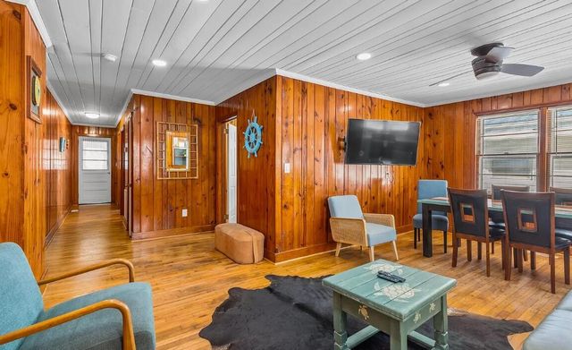 509 Hillside Dr. S., North Myrtle Beach, SC 29582
