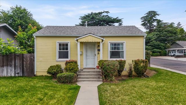 505 S Acacia Ave, Ripon, CA 95366