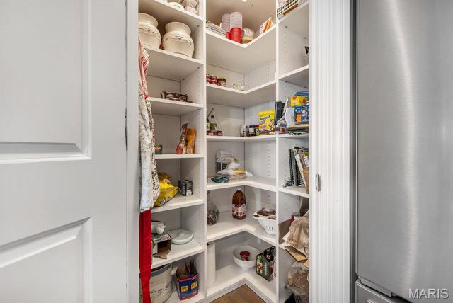 701 Ridgepointe Court, Lake St Louis, MO 63367