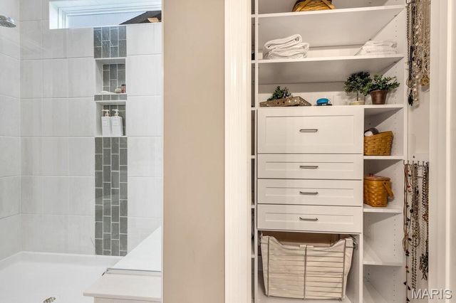 701 Ridgepointe Court, Lake St Louis, MO 63367