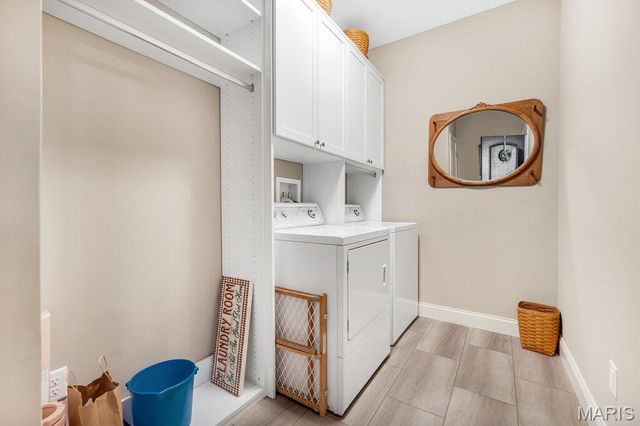 701 Ridgepointe Court, Lake St Louis, MO 63367