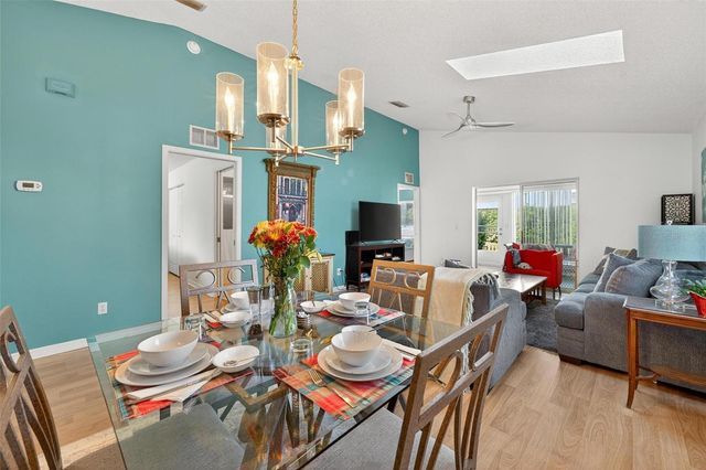 2048 NW 50TH AVENUE, Ocala, FL 34482