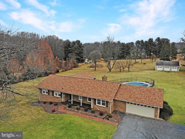 6205 BEECHDALE CT, Rockville, MD 20855