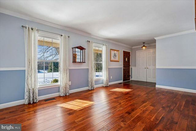 6205 BEECHDALE CT, Rockville, MD 20855