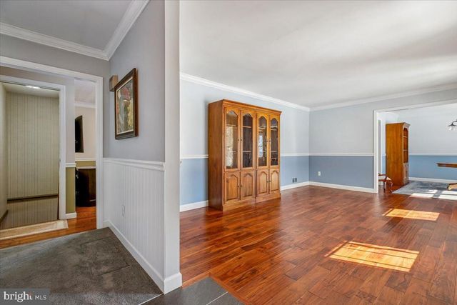 6205 BEECHDALE CT, Rockville, MD 20855