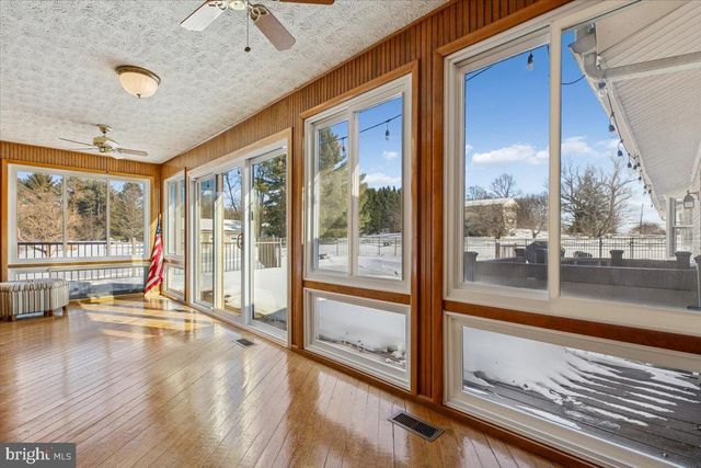 6205 BEECHDALE CT, Rockville, MD 20855