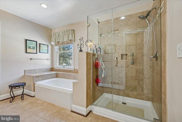 6205 BEECHDALE CT, Rockville, MD 20855