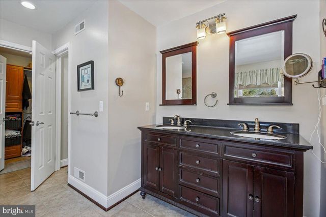 6205 BEECHDALE CT, Rockville, MD 20855