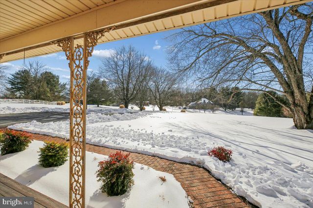 6205 BEECHDALE CT, Rockville, MD 20855