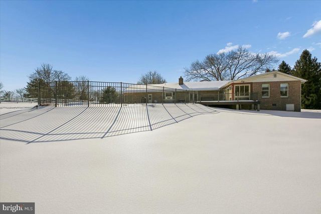 6205 BEECHDALE CT, Rockville, MD 20855