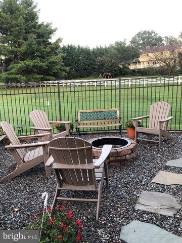 6205 BEECHDALE CT, Rockville, MD 20855