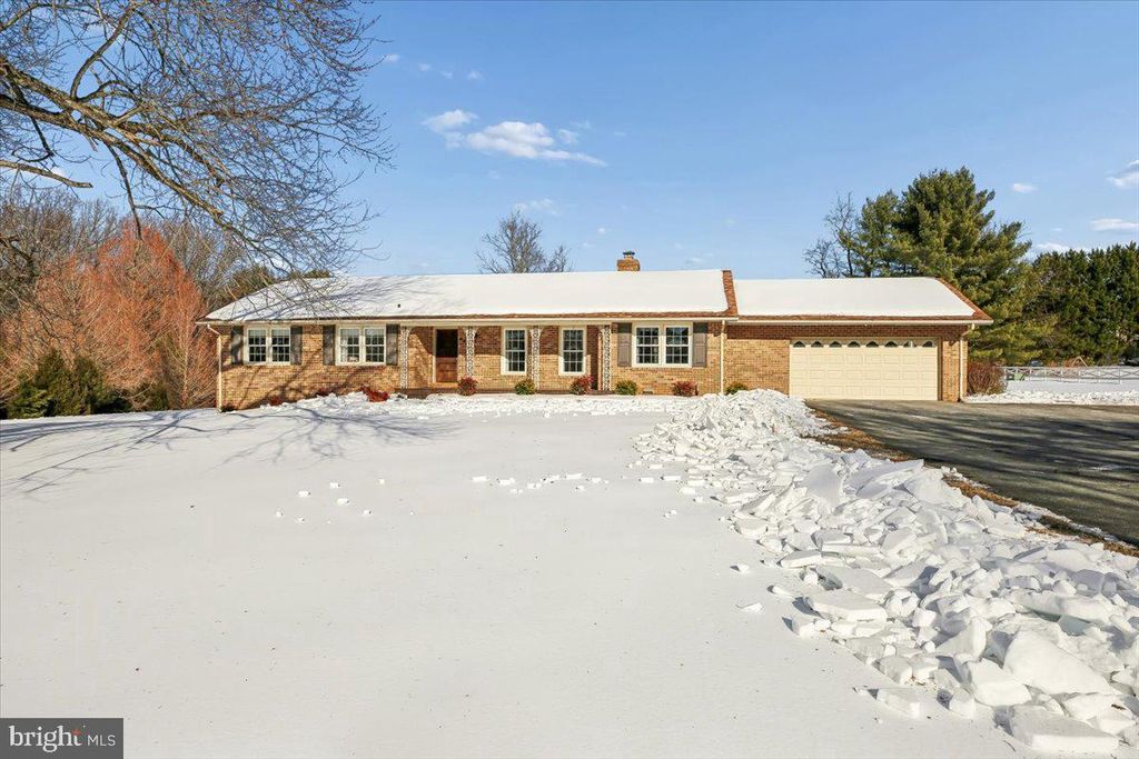 6205 BEECHDALE CT, Rockville, MD 20855