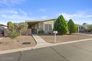 107 W Mora Drive, Green Valley, AZ 85614