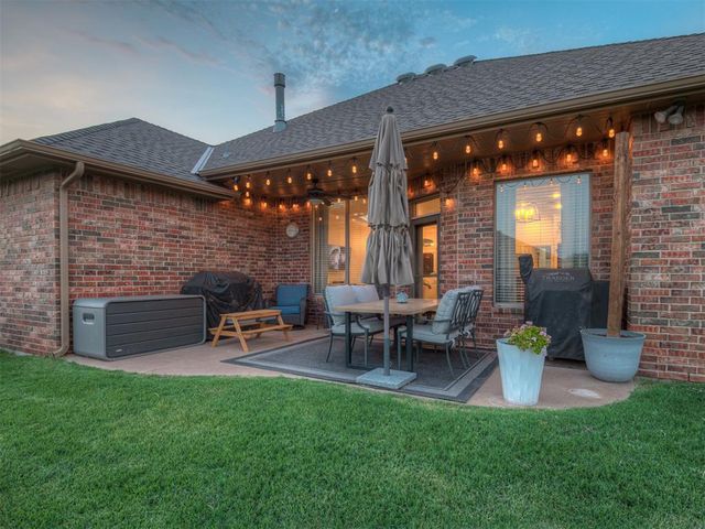 2416 NW 153rd Street, Edmond, OK 73013