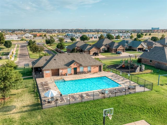 2416 NW 153rd Street, Edmond, OK 73013