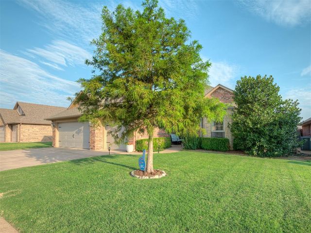 2416 NW 153rd Street, Edmond, OK 73013