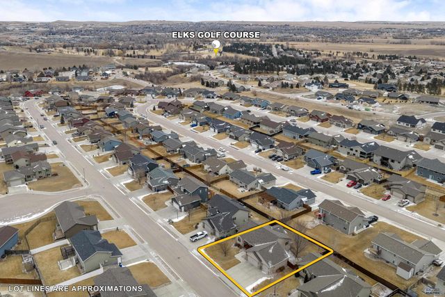 4436 FIELDSTONE DR, Rapid City, SD 57703