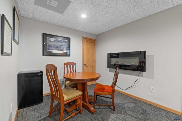 4436 FIELDSTONE DR, Rapid City, SD 57703