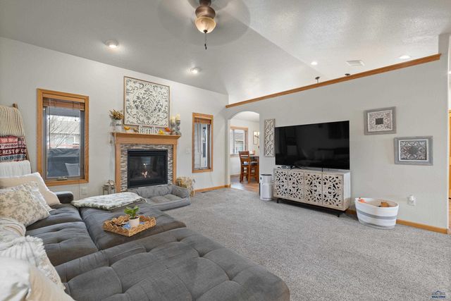 4436 FIELDSTONE DR, Rapid City, SD 57703