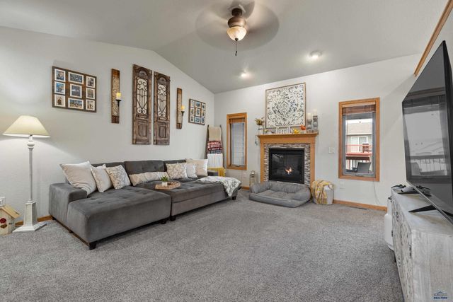 4436 FIELDSTONE DR, Rapid City, SD 57703