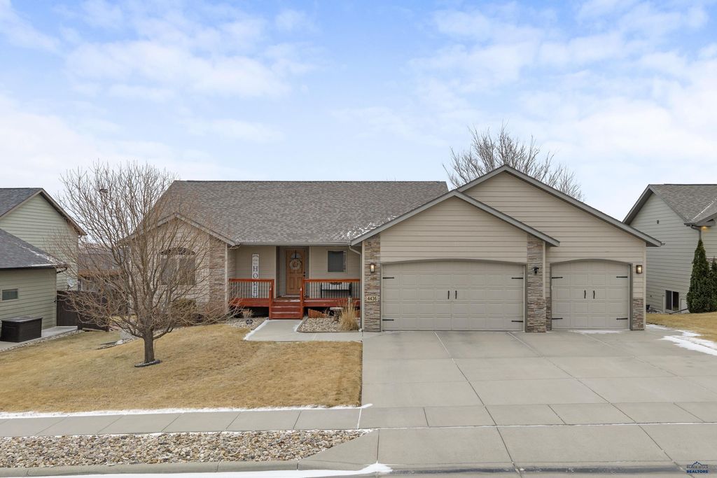 4436 FIELDSTONE DR, Rapid City, SD 57703