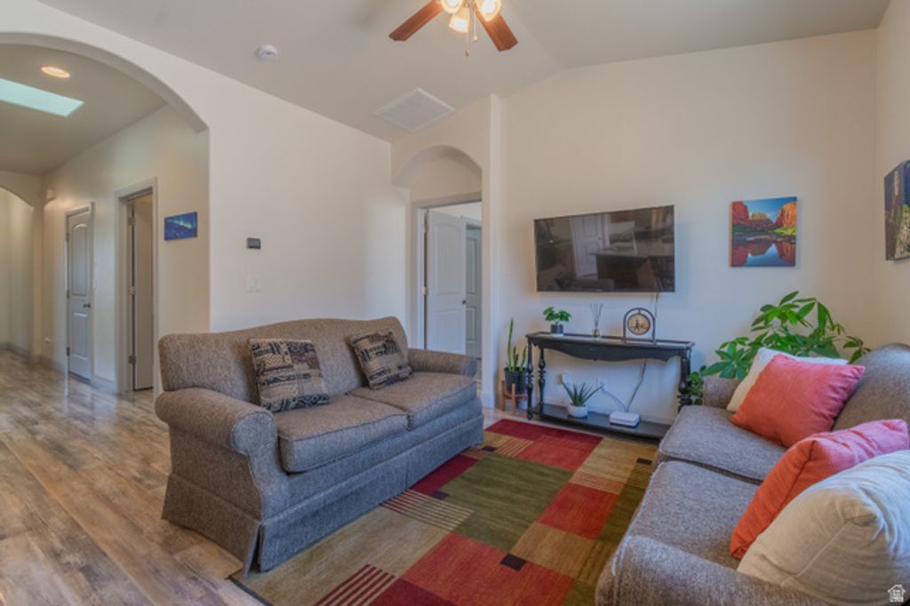 Image 10 of property listing at 3438 W 150 N, Hurricane, UT 84737