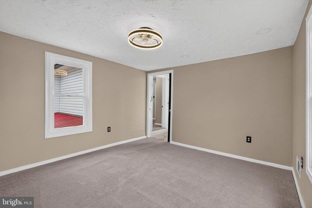 283 N LOCUST POINT ROAD, Mechanicsburg, PA 17050