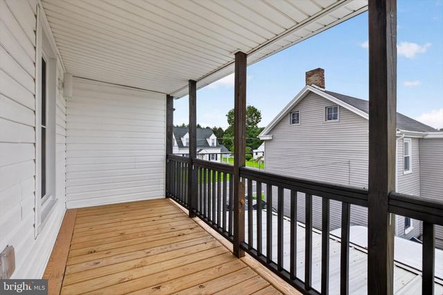 283 N LOCUST POINT ROAD, Mechanicsburg, PA 17050