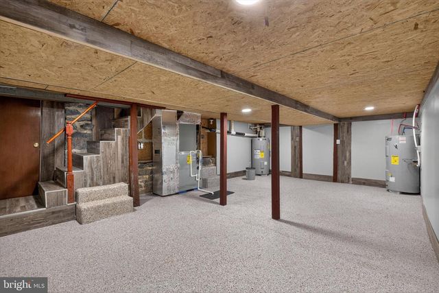283 N LOCUST POINT ROAD, Mechanicsburg, PA 17050