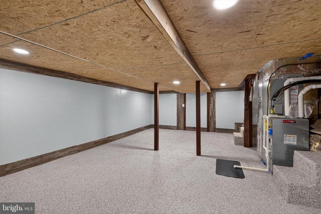 283 N LOCUST POINT ROAD, Mechanicsburg, PA 17050