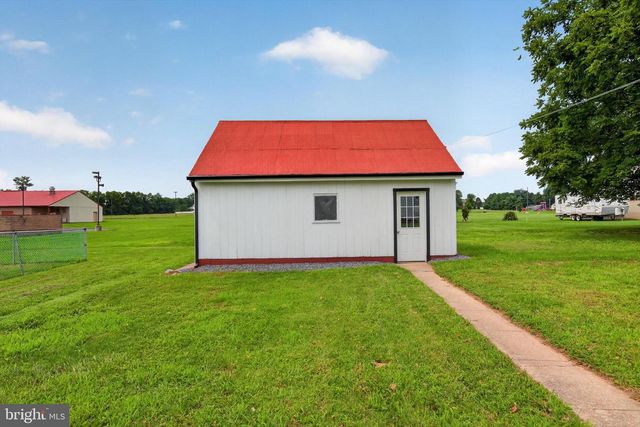 283 N LOCUST POINT ROAD, Mechanicsburg, PA 17050