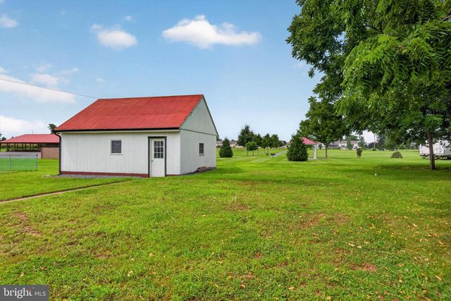 283 N LOCUST POINT ROAD, Mechanicsburg, PA 17050
