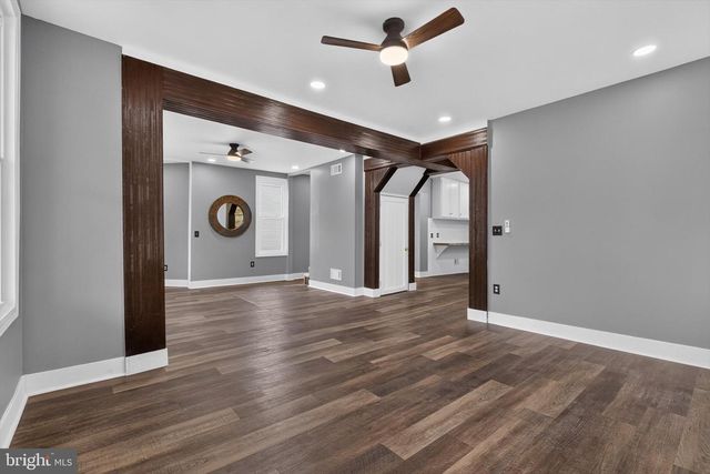 283 N LOCUST POINT ROAD, Mechanicsburg, PA 17050