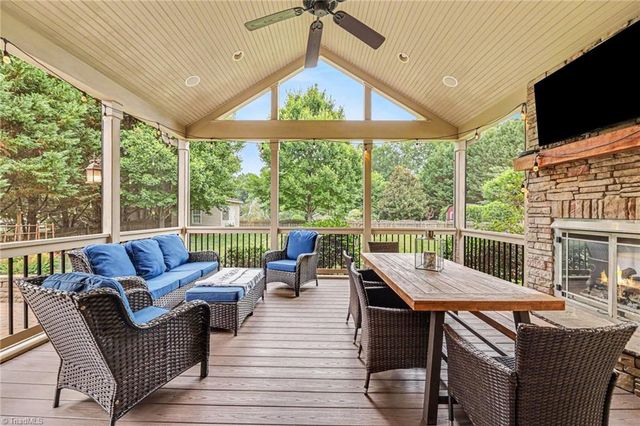 5120 Spiral Wood Drive, Clemmons, NC 27012