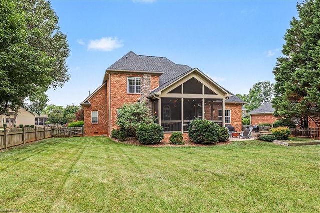 5120 Spiral Wood Drive, Clemmons, NC 27012