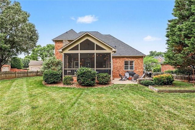5120 Spiral Wood Drive, Clemmons, NC 27012