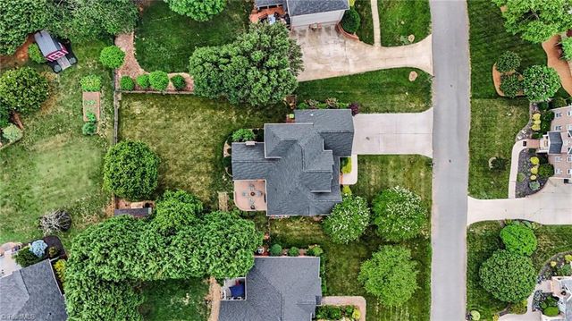 5120 Spiral Wood Drive, Clemmons, NC 27012