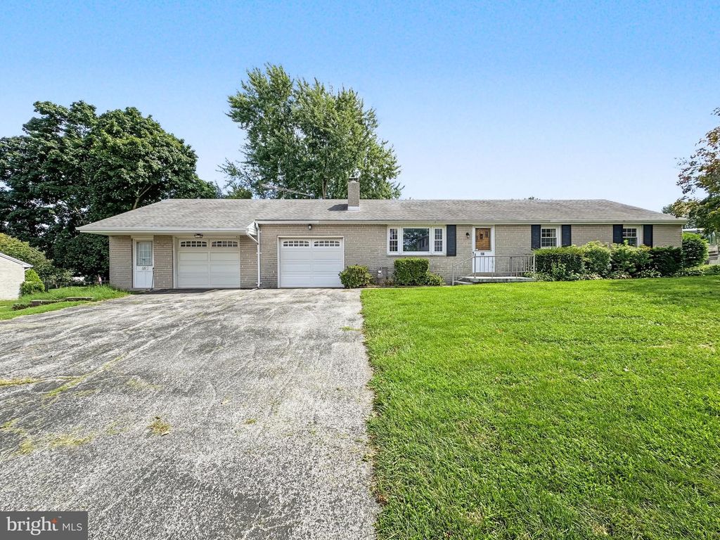 632 GREEN VALLEY RD, York, PA 17403