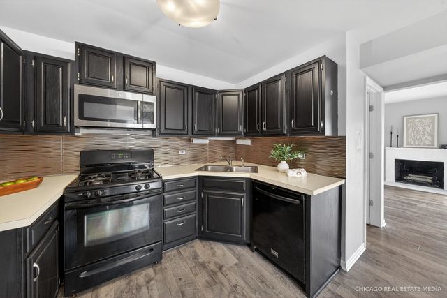 11722 Daniel Lane 39, Huntley, IL 60142