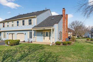 11722 Daniel Lane 39, Huntley, IL 60142