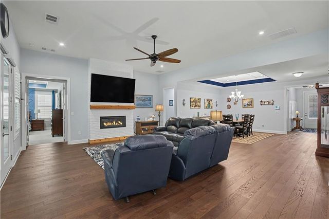286 Chatuge Drive, Hoschton, GA 30548