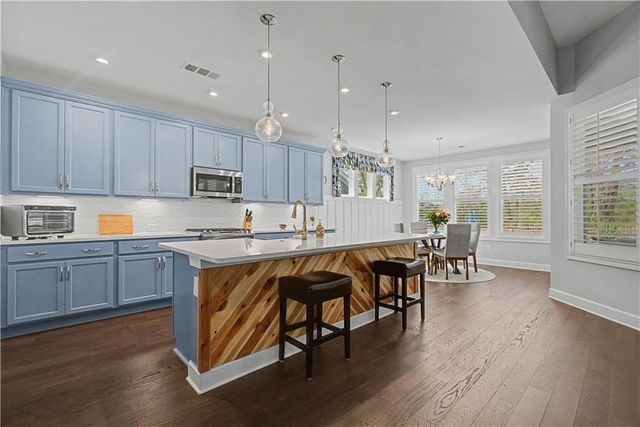 286 Chatuge Drive, Hoschton, GA 30548