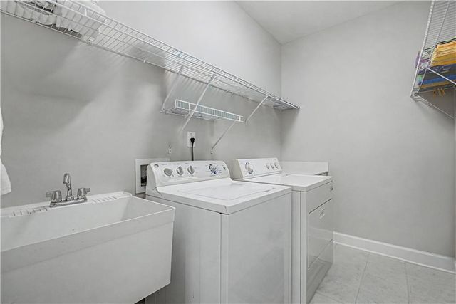 286 Chatuge Drive, Hoschton, GA 30548