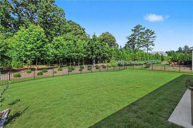 286 Chatuge Drive, Hoschton, GA 30548